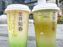 -奈雪的茶(优特汇店)
