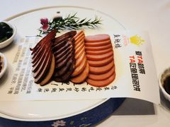 -鱼翅楼·津派砂锅鱼翅(水上公园店)