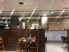 大堂-不老仙金汤虾丸火锅