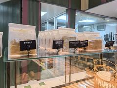 面包甜点陈列柜-tuan woodfire kitchen(锦绣坊店)