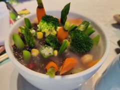 -水桶王国主题餐厅·聚会·生日派对·亲子活动·家庭套餐(亚龙湾希尔顿店)