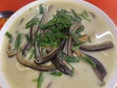 -三百碗宝应长鱼面(板仓街店)