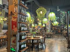 -临界音乐酒馆·小龙虾·江湖菜(华熙LIVE·鱼洞店)