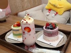 -山与蓝·轻糖鲜果蛋糕(勒泰店)