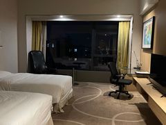 -上海虹桥西郊假日酒店