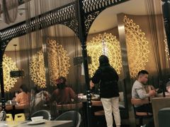 大堂-耶里夏丽·丝路新疆菜·清真食品(徐汇南丹东路臻选店)