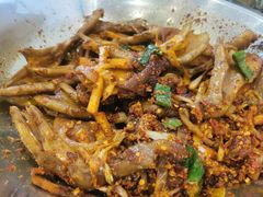鸭爪爪小锅中辣-嘎嘎鸭下巴·爆辣干锅(明教寺店)