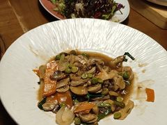 -雀舞云南菜(天津天河城购物中心店)