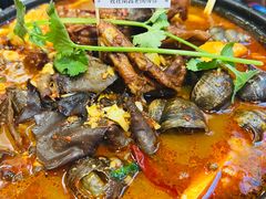 闵记田螺鸭脚煲-老闵田螺馆·南昌特色(总店)