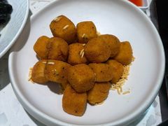-大树餐厅(环球港店)