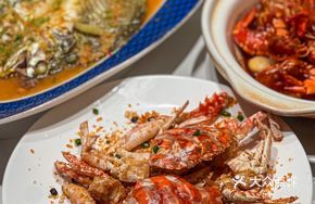 Bifengtang Stir-Fried Crab
