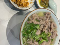 -犇逸·乐山跷脚牛肉·四川现炒(览海店)
