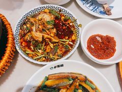 -小菜园新徽菜(南京秦淮龙蟠汇店)