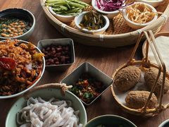 -包整·丝娃娃(一览甲秀楼风景店)