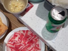 -三人行骨头王火锅(长寿店)