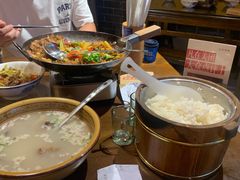 -富正毅三下锅·湘西韵味(天门山索道店)