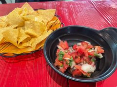 -Pistolera Mexican Cantina女枪手墨西哥餐厅(碧云路店)