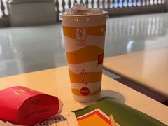 -麦当劳(汉口火车站候车室店)