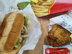 板烧鸡腿堡经典中薯条套餐-麦当劳(深圳北站高铁店)