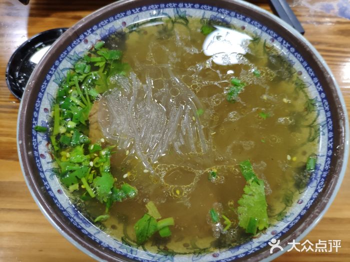 我是主角 美食汇(吉买盛店)牛肉粉丝汤图片