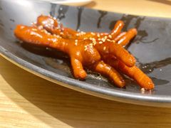 连骨头都不剩的鸡爪-佬肥猫(南翔印象城MEGA店)