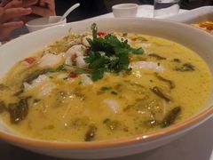 招牌酸菜鱼-和记小菜(东方店)