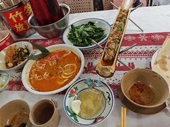 -刘姐啤酒鱼民族演艺餐厅(西街总店)