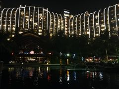 -三亚湾海居铂尔曼度假酒店