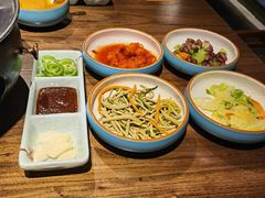 -明洞阿姨·韩式酱蟹烤肉·创意料理(三元桥店)