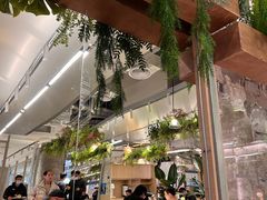 -老乡鸡(上海白玉兰广场店)