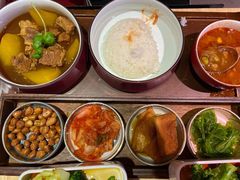 半筋半腩饭-牛腩之旅·牛腩牛杂煲(光启城美食城店)