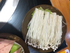 金针菇-锅来乐地锅鸡(安亭店)