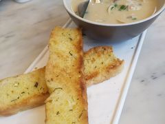 -港丽餐厅(高德置地店)