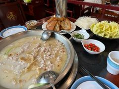 -老来福·非遗酸汤兔(凯旋路店)