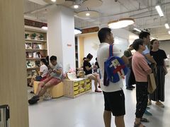 -猴有戏教育戏剧·音乐剧·主持口才·演讲朗诵辩论(环球港华师大校区)