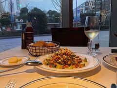 -Wolfgang’s Steakhouse 沃夫冈牛排馆(上海白玉兰广场店)