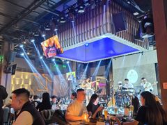 -洛缦音乐餐厅(工业展览馆万象城店)
