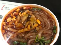 -八哥酸辣粉(时尚天河店)