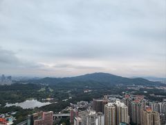 -广州中心皇冠假日酒店