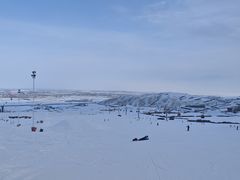 -丝绸之路山地度假区滑雪场