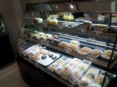 面包甜点陈列柜-好利来(内双楠店)