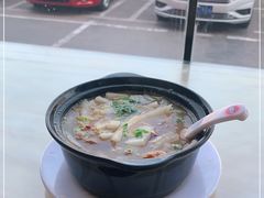 -闫家驴肉老店(华电一校店)