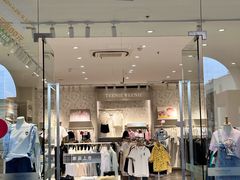 -王府井奥莱临潼小镇(临潼店)
