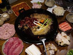 -周幺妹重庆老火锅(银泰城总店)