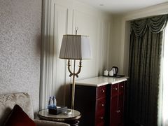 -茂名熹龙国际大酒店(人民广场高铁站店)