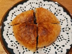 现烤鲜花饼-麦麦山云南菜(复地活力城店)