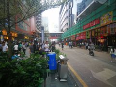 -东门小吃街
