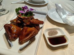 红烧乳鸽-广东胜利宾馆西关粤中餐厅