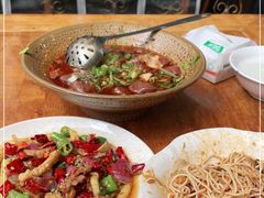 -茅屋大酒店