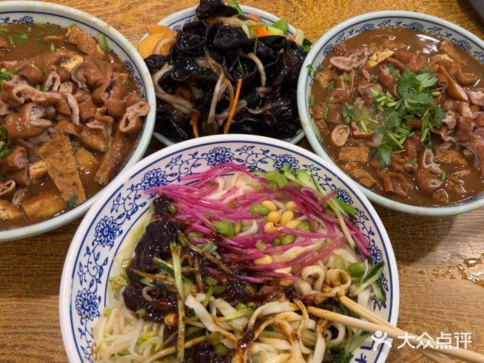 门框胡同百年卤煮(新街口店)图片